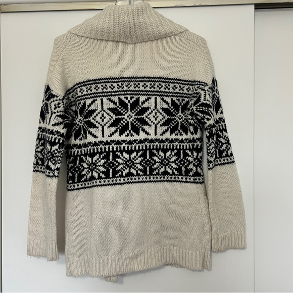 GAP Chunky Patterned Cardigan - Picture 3 of 9